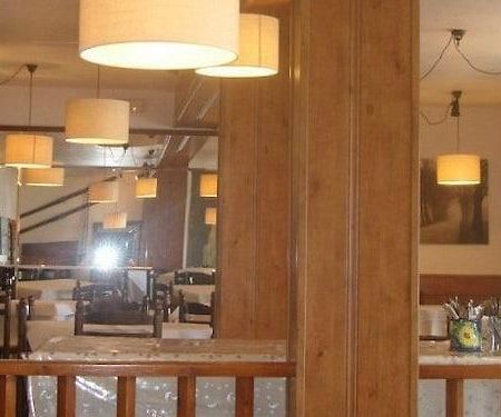 Hotel Tirol フォルミガル エクステリア 写真