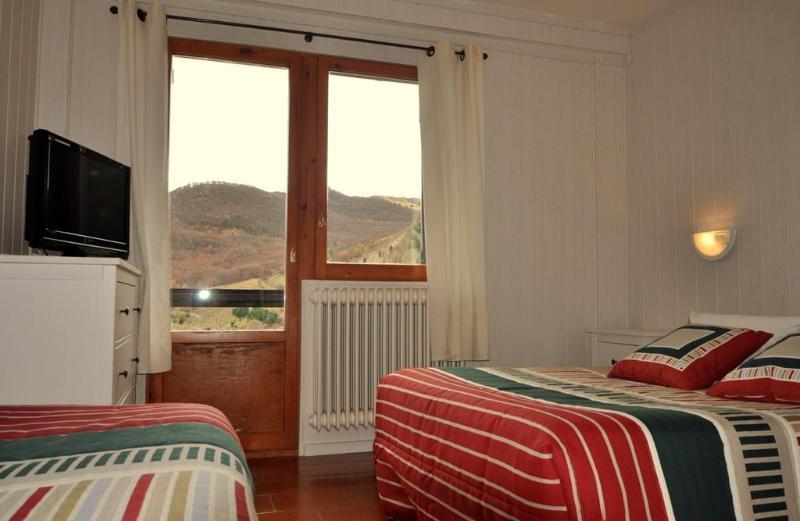 Hotel Tirol フォルミガル エクステリア 写真